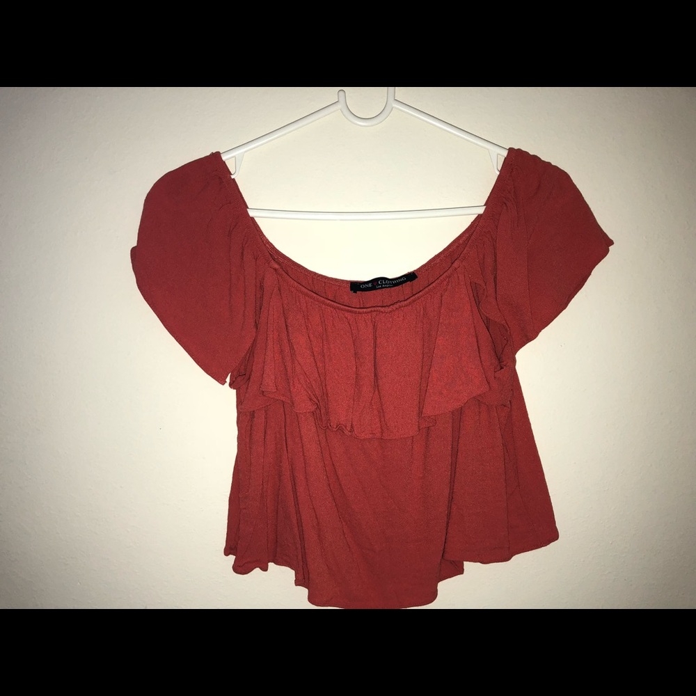 Off shoulder crop top